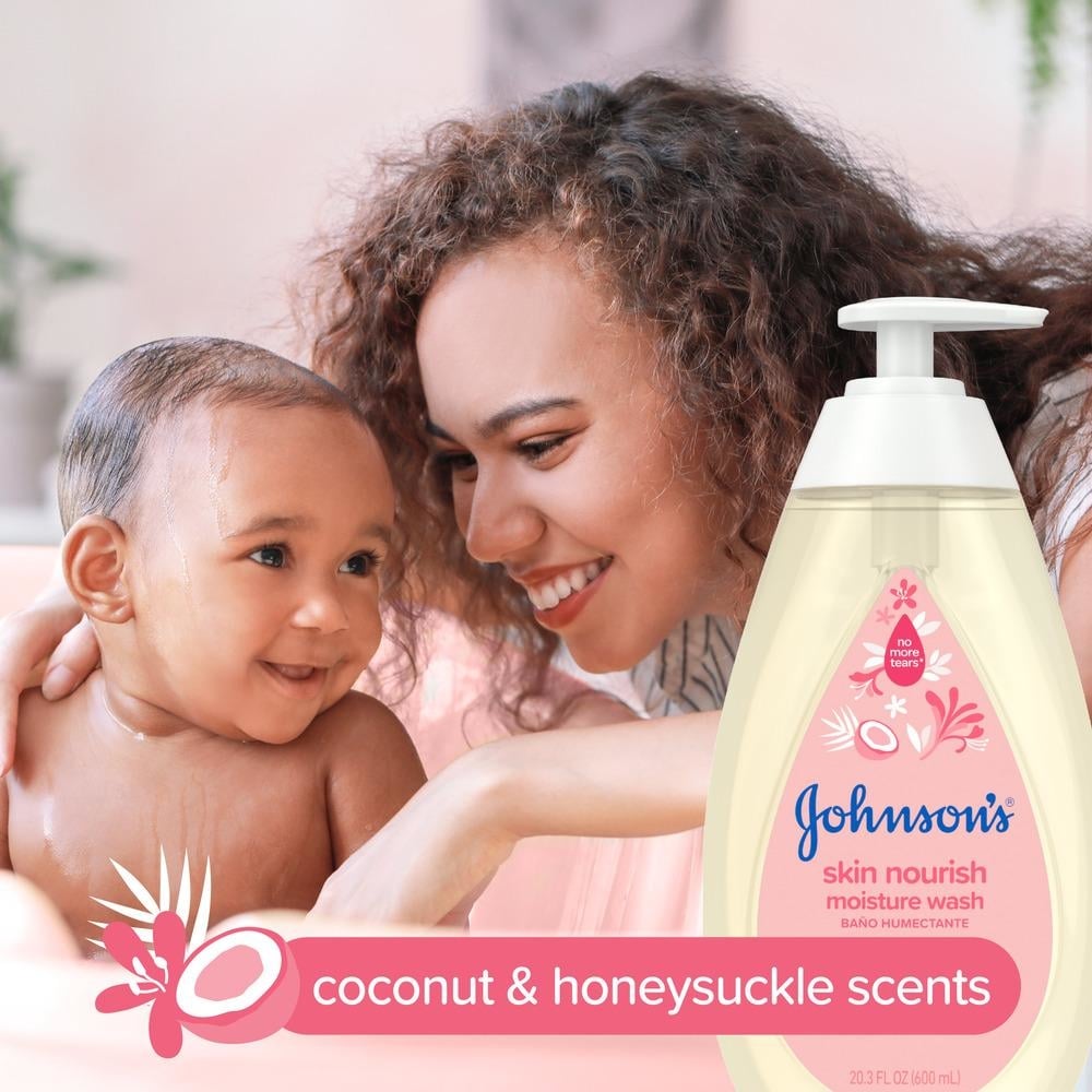 Mother washing baby with skin nourish moisture wash – coconut & honeysuckle scents.